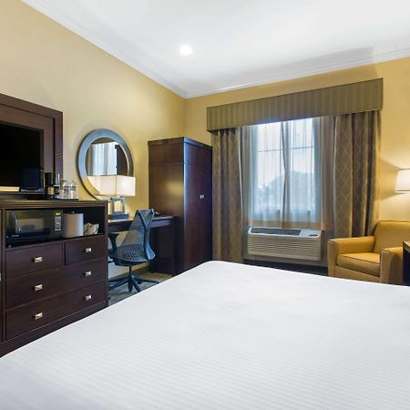 The Oaks Hotel & Suites Пасо Роблс Экстерьер фото